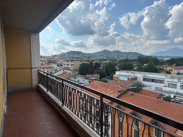 appartamento in vendita a Bergamo in zona Redona