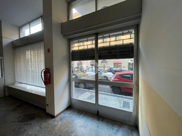 locale commerciale in vendita a Bergamo in zona Bergamo Centro