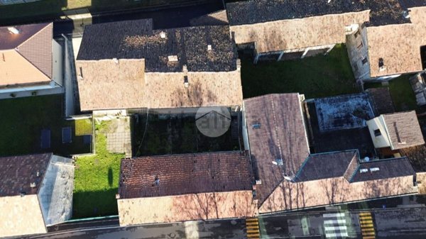 terreno edificabile in vendita a Bergamo in zona Campagnola