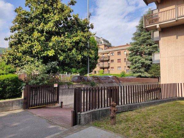 negozio in vendita a Bergamo in zona Borgo Santa Caterina
