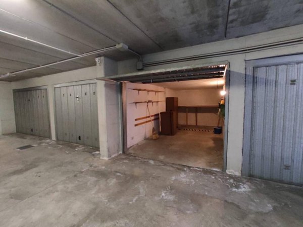 negozio in vendita a Bergamo in zona Borgo Pignolo