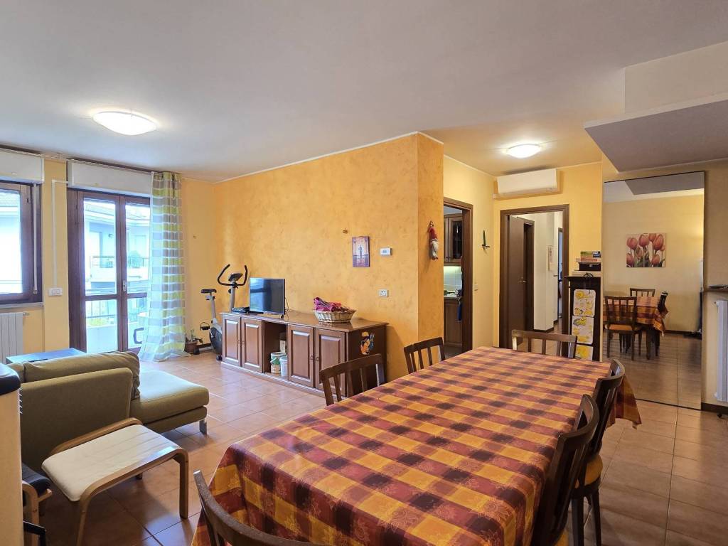 appartamento in vendita a Bergamo in zona Valtesse/Valverde