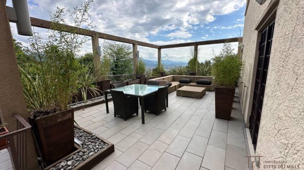 appartamento in vendita a Bergamo in zona Città Alta