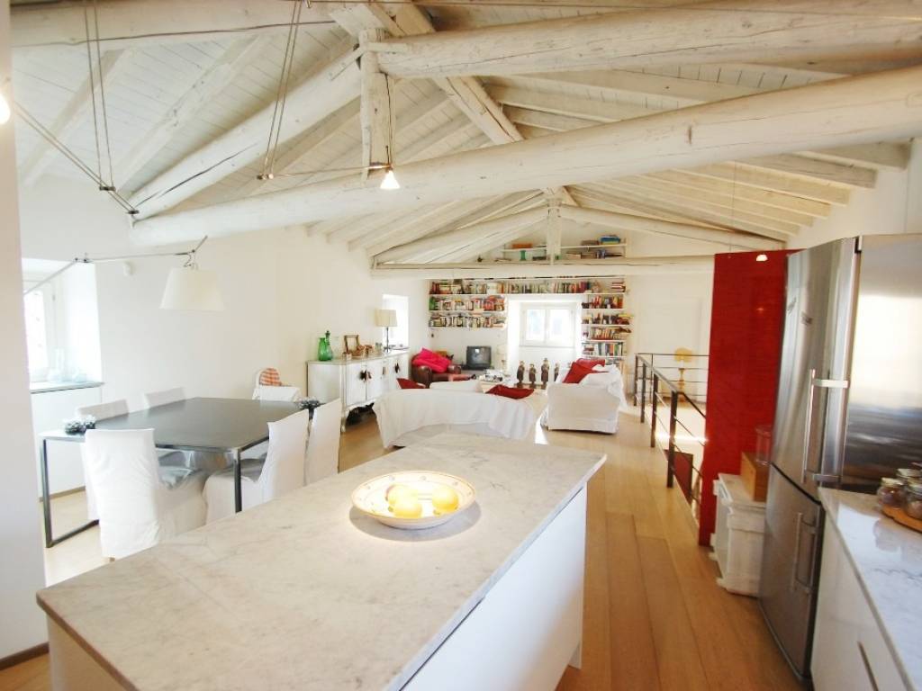 appartamento in vendita a Bergamo in zona Borgo Palazzo