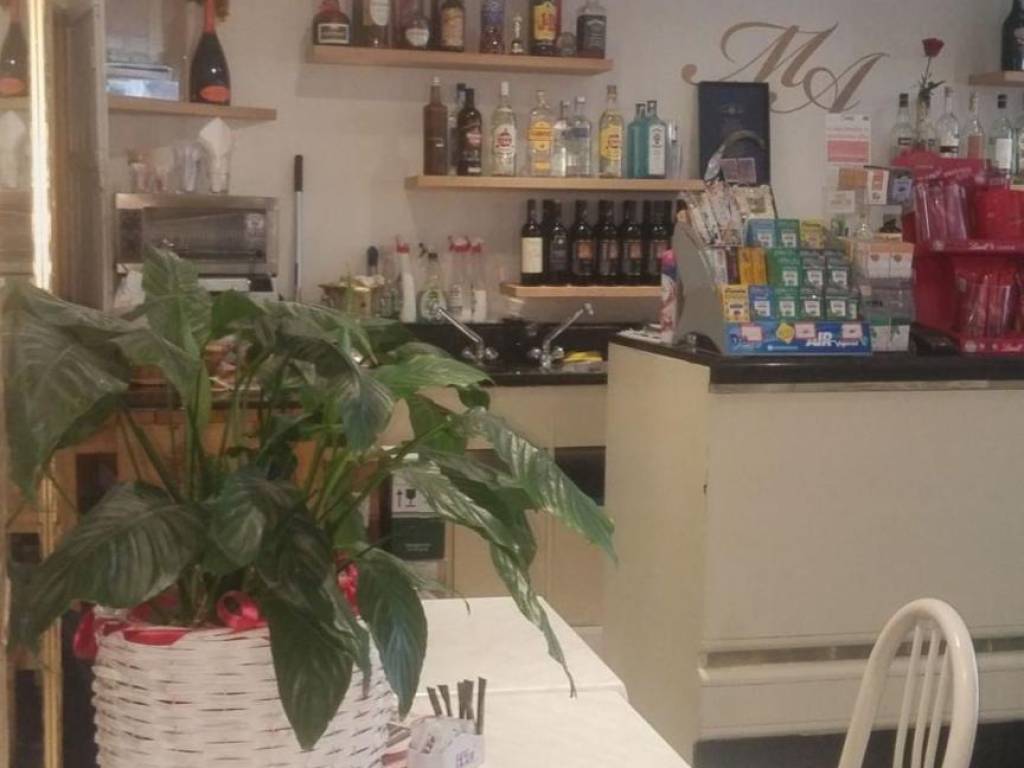 negozio in vendita a Bergamo in zona Longuelo