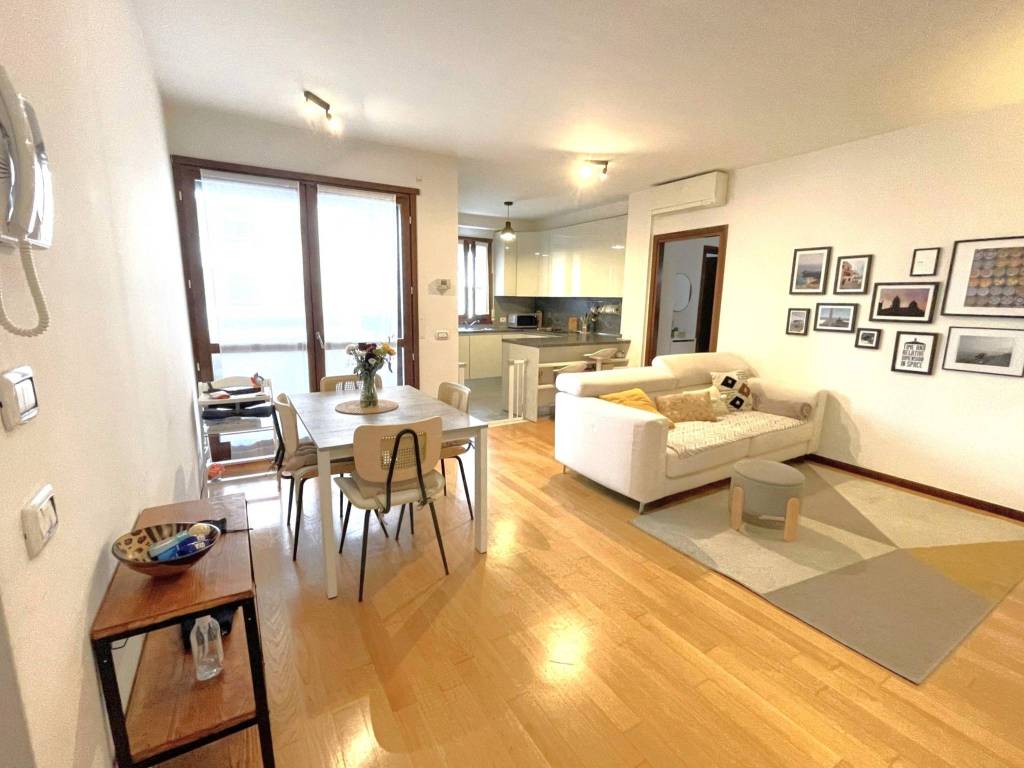 appartamento in vendita a Bergamo in zona Colognola