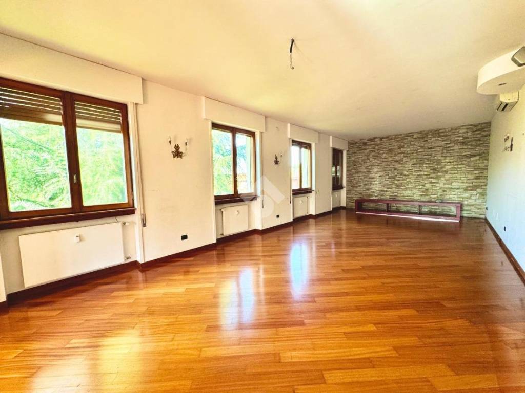 appartamento in vendita a Bergamo in zona Longuelo