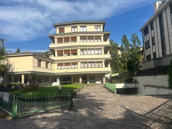 appartamento in vendita a Bergamo in zona Città Alta