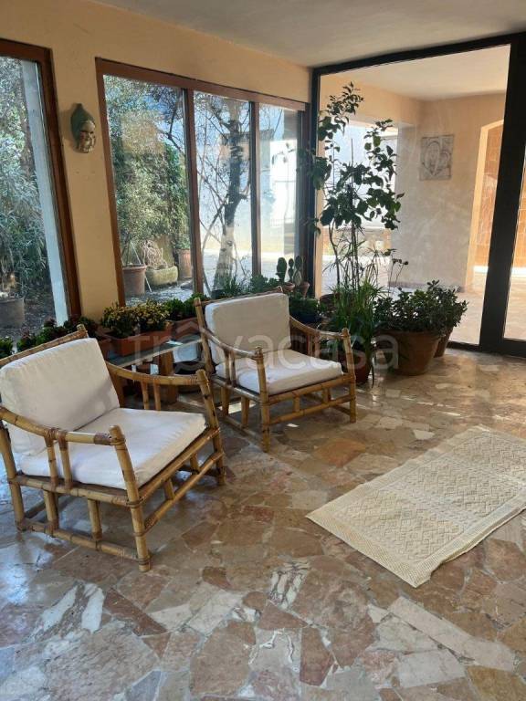 casa indipendente in vendita a Bergamo in zona Malpensata