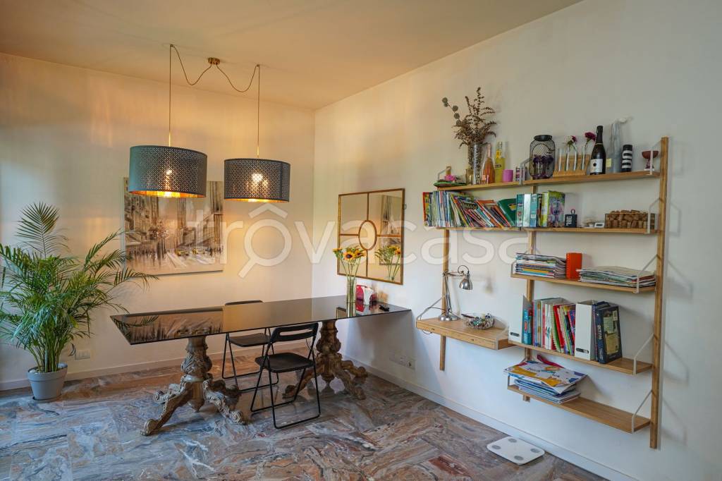 appartamento in vendita a Bergamo in zona Borgo Santa Caterina