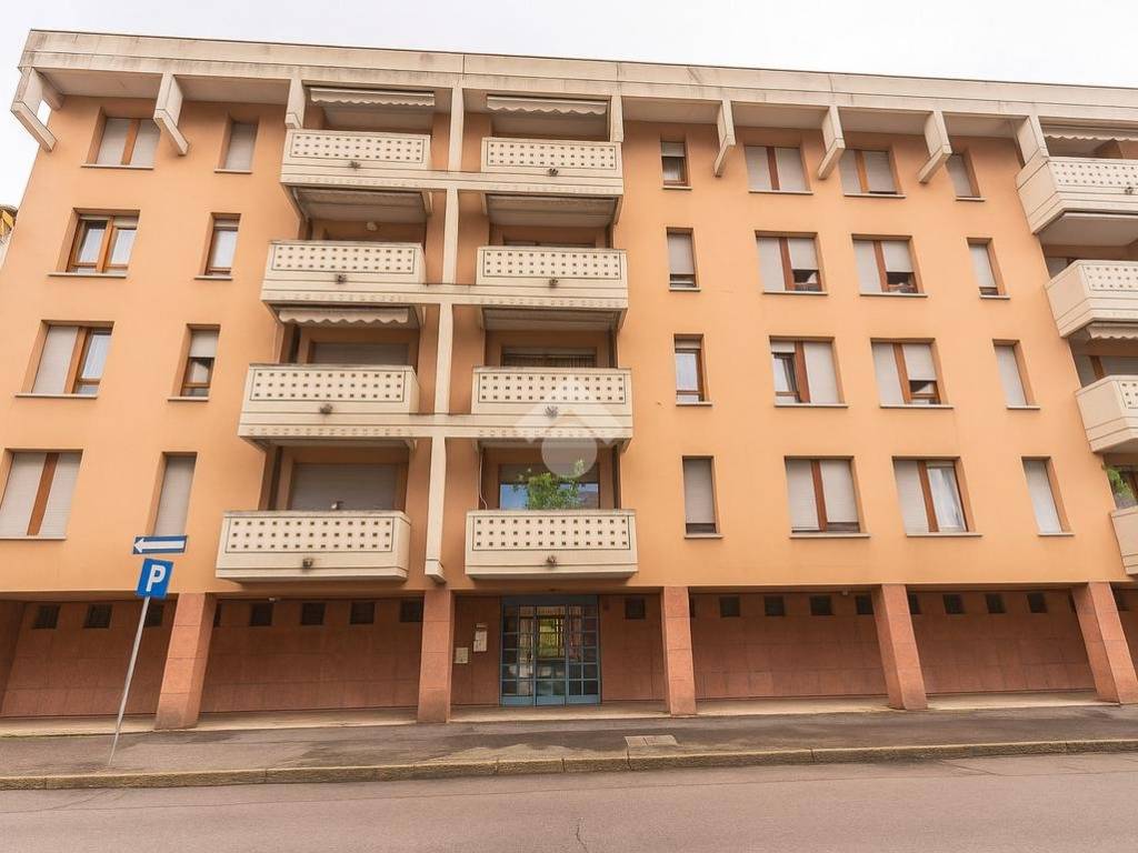 appartamento in vendita a Bergamo in zona Borgo Palazzo