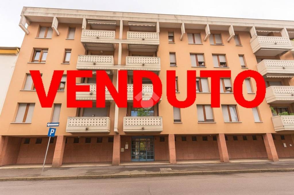 appartamento in vendita a Bergamo in zona Borgo Palazzo