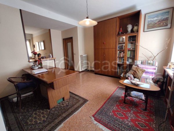 appartamento in vendita a Bergamo in zona Città Alta