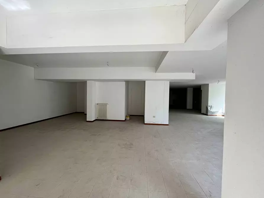 locale di sgombero in vendita a Bergamo in zona Boccaleone