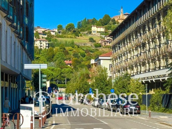 appartamento in vendita a Bergamo in zona Borgo Pignolo