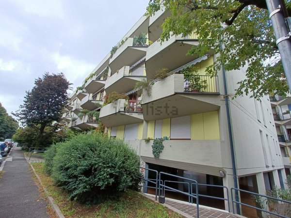 appartamento in vendita a Bergamo in zona Colognola