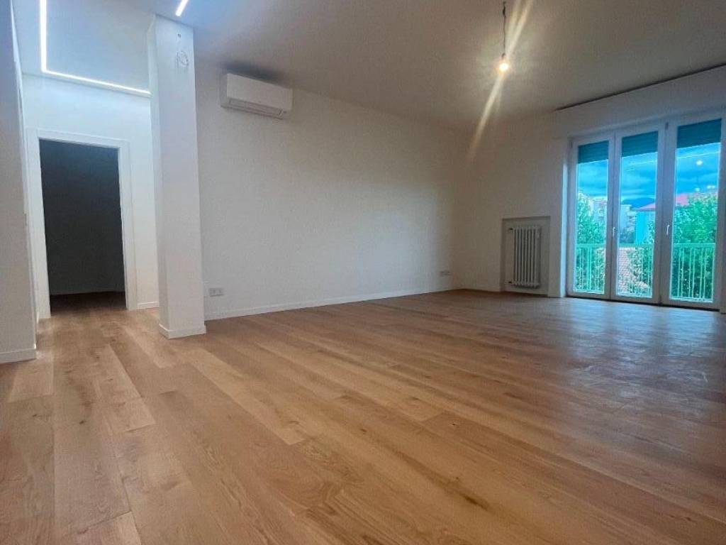 appartamento in vendita a Bergamo in zona Redona