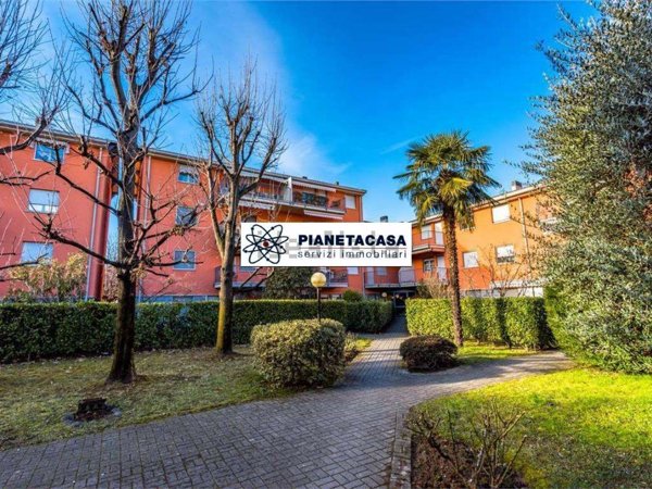 appartamento in vendita a Bergamo in zona Canovine