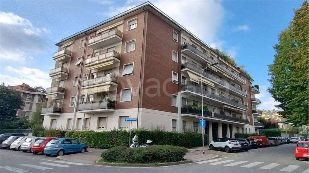 appartamento in vendita a Bergamo in zona Città Alta