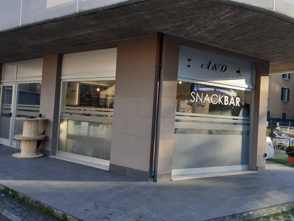 negozio in vendita a Bergamo in zona Canovine