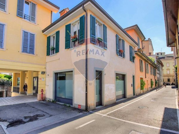 ufficio in vendita a Bergamo in zona Borgo Palazzo