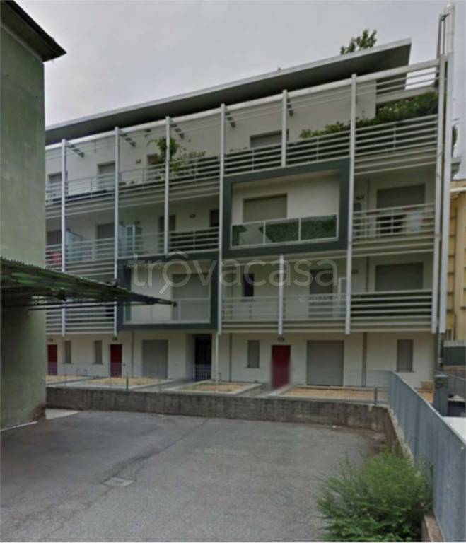 appartamento in vendita a Bergamo in zona Borgo Palazzo