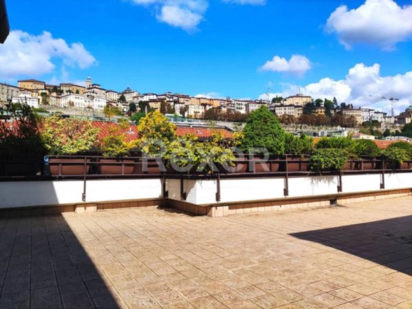appartamento in vendita a Bergamo in zona Borgo Palazzo