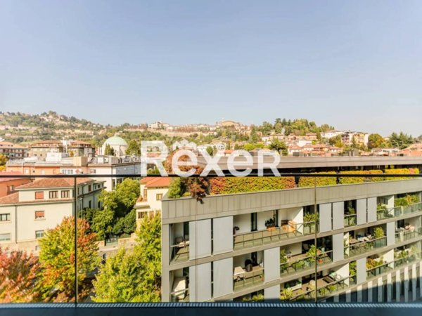 appartamento in vendita a Bergamo in zona Borgo Palazzo