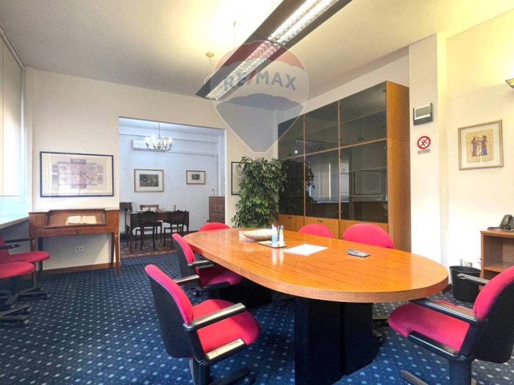 ufficio in vendita a Bergamo in zona Borgo Palazzo