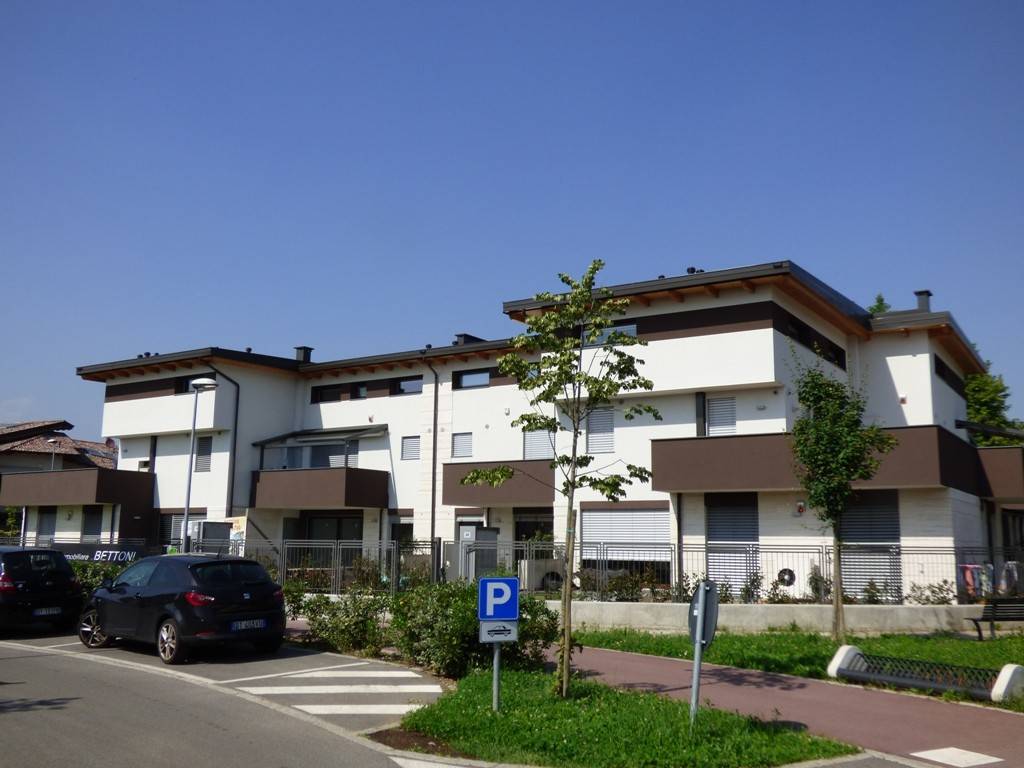 appartamento in vendita a Bergamo in zona Canovine
