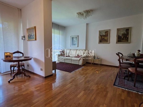 appartamento in vendita a Bergamo in zona Borgo Santa Caterina