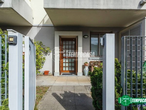 appartamento in vendita a Bergamo in zona Canovine