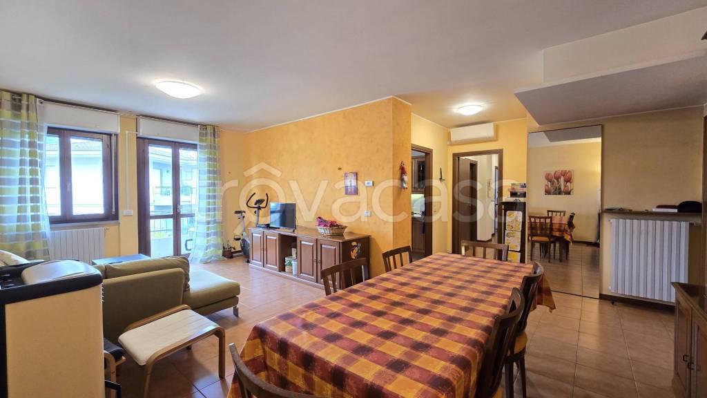 appartamento in vendita a Bergamo in zona Valtesse/Valverde