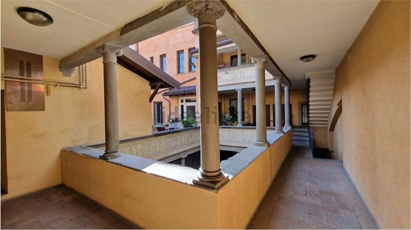 appartamento in vendita a Bergamo in zona Borgo Pignolo
