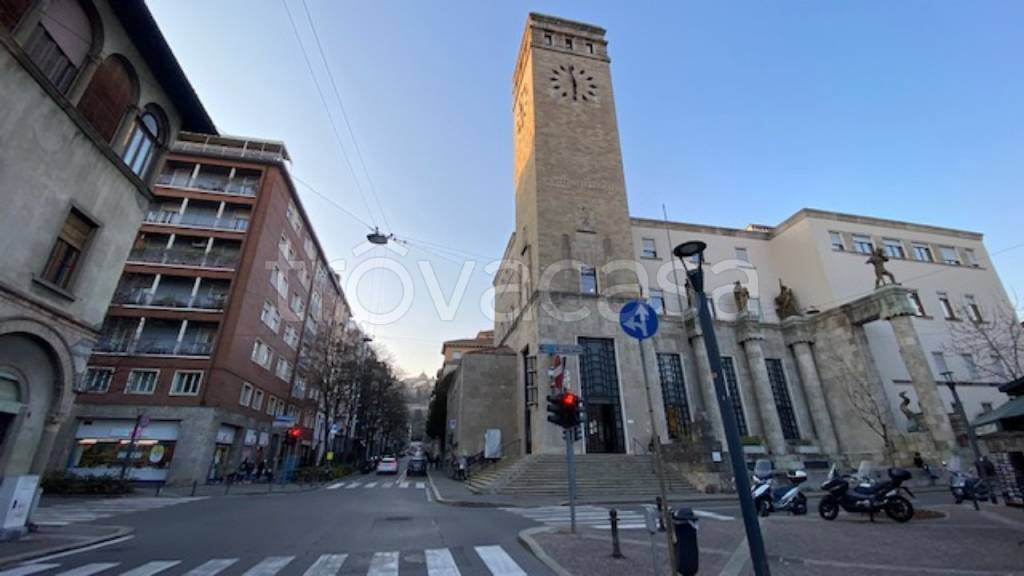 negozio in vendita a Bergamo