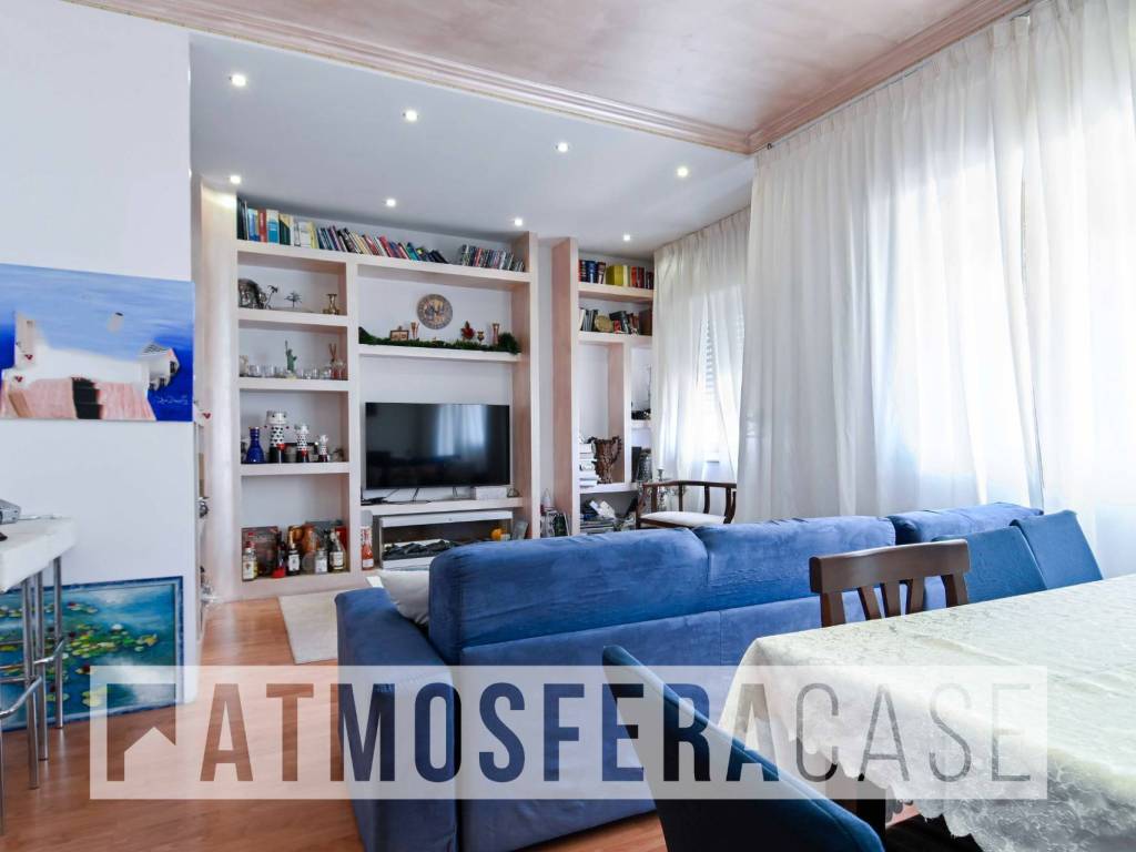 appartamento in vendita a Bergamo in zona Borgo Santa Caterina