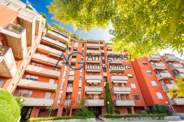 appartamento in vendita a Bergamo in zona Canovine