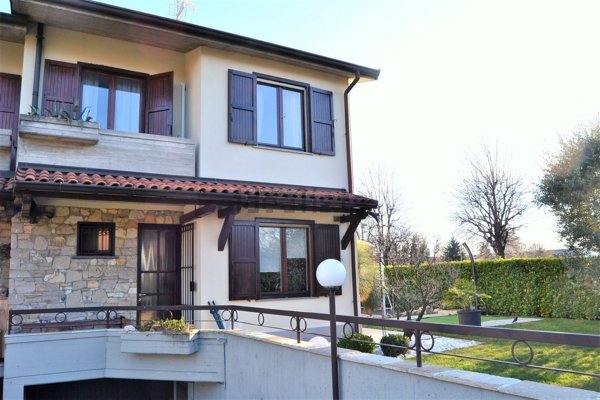 casa indipendente in vendita a Bergamo