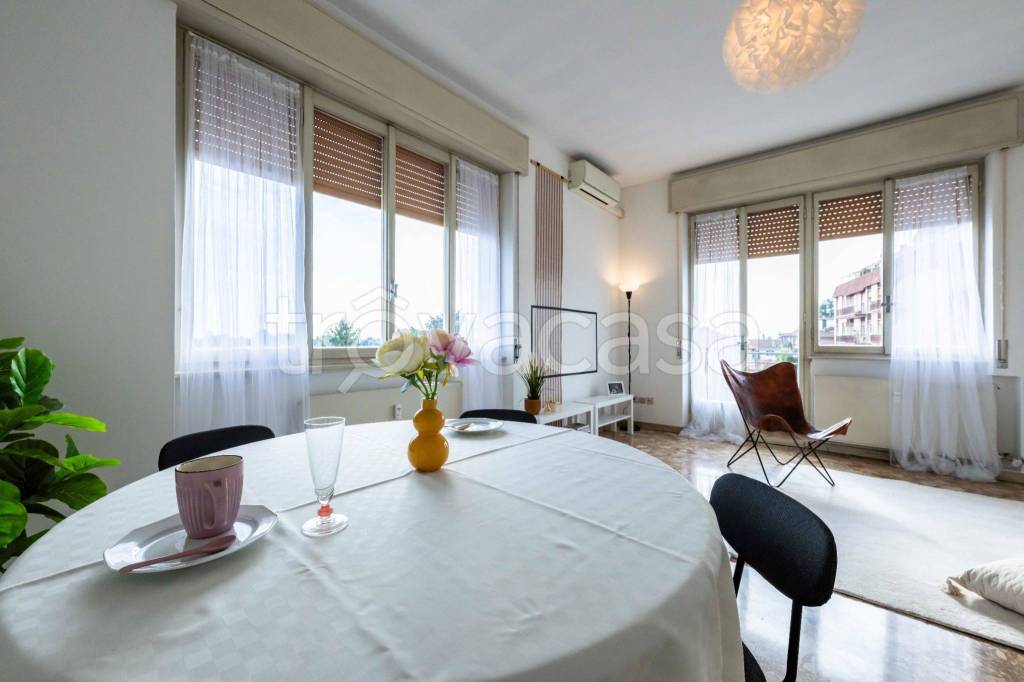 appartamento in vendita a Bergamo in zona Borgo Santa Caterina