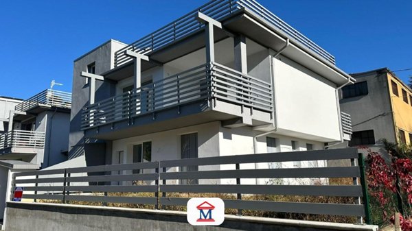 casa indipendente in vendita a Bergamo in zona Valtesse/Valverde