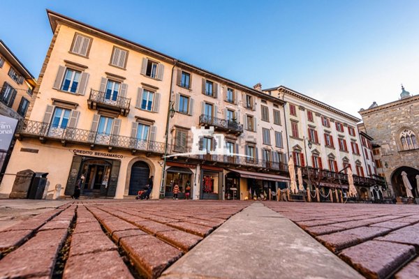 appartamento in vendita a Bergamo in zona Città Alta