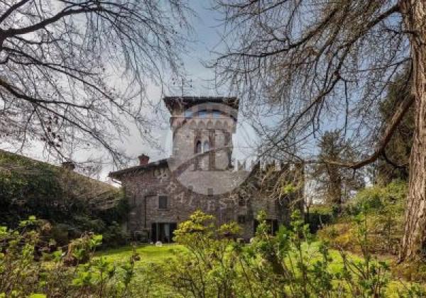 casa indipendente in vendita a Bergamo in zona Borgo Pignolo