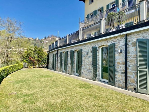 appartamento in vendita a Bergamo in zona Città Alta