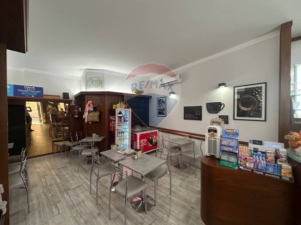 negozio in vendita a Bergamo in zona Borgo Palazzo