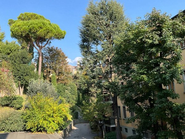 appartamento in vendita a Bergamo in zona Città Alta
