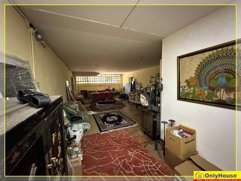 locale commerciale in vendita a Bergamo