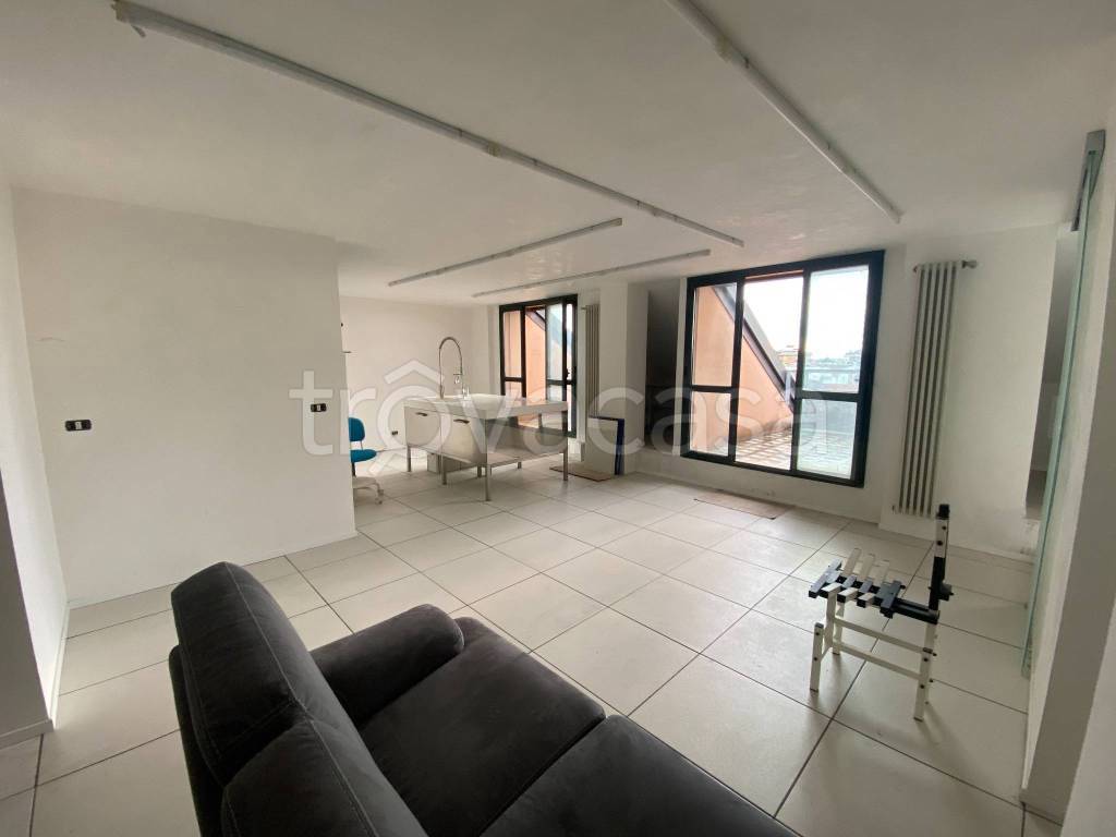 appartamento in vendita a Bergamo in zona Bergamo Centro