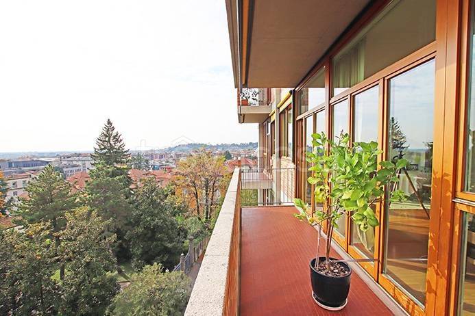appartamento in vendita a Bergamo in zona Conca d'Oro