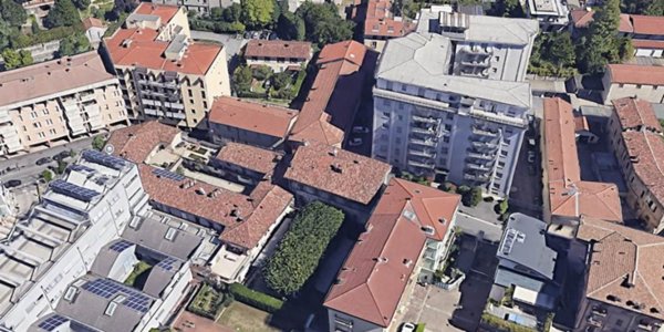 intera palazzina in vendita a Bergamo in zona Borgo Palazzo