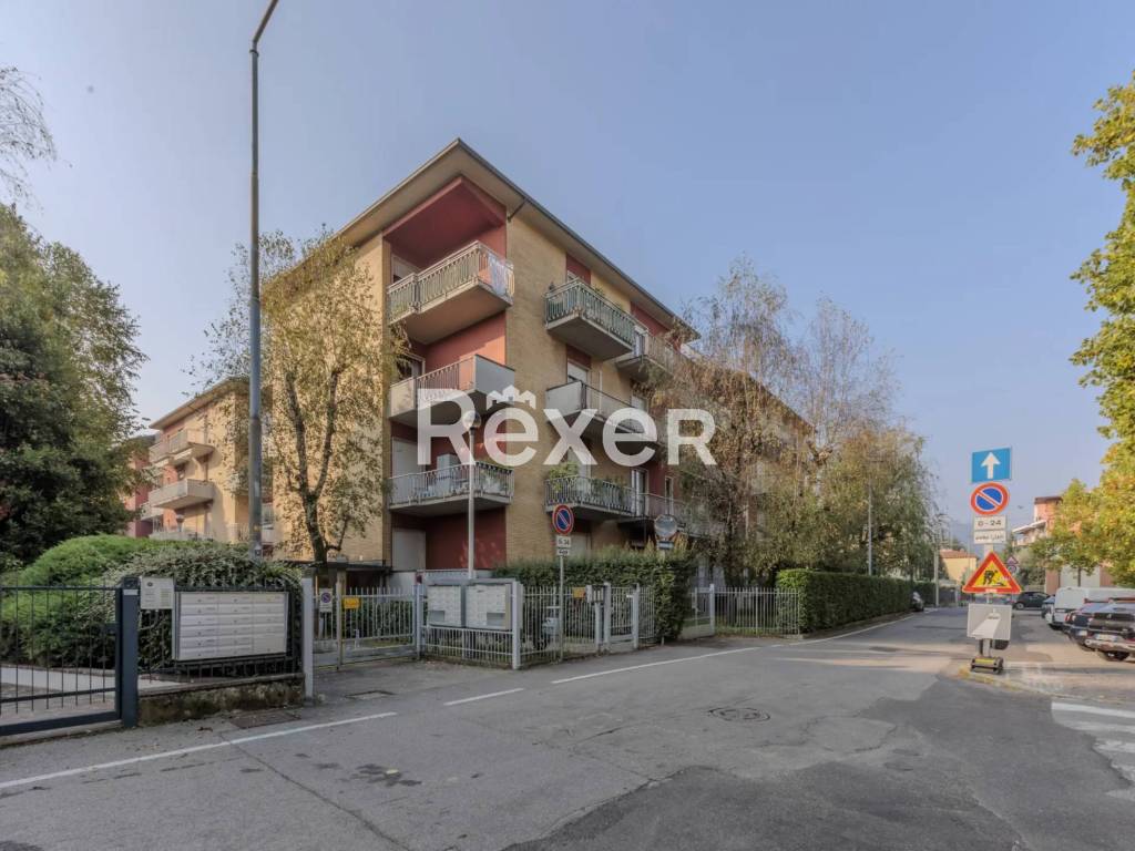 appartamento in vendita a Bergamo in zona Monterosso